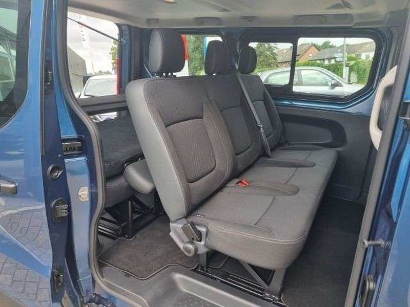 Nissan NV300 Kombi L1H1 2,7t COMFORT *9 Sitzer*NAVI*KLI